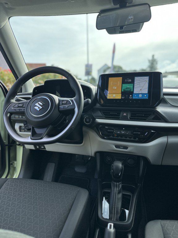 SUZUKI Swift 1.2 Hybrid CVT Comfort – Bild 12