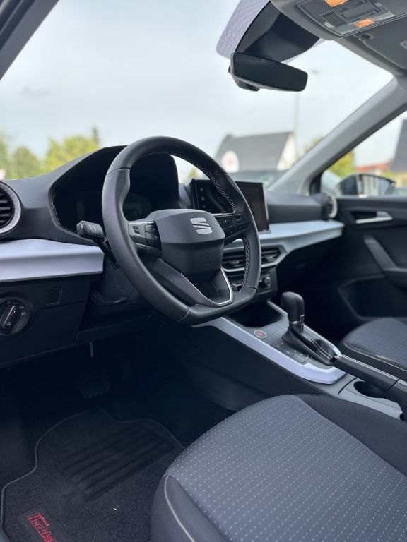 SEAT Arona 1.0 TSI OPF DSG Road Edition – Bild 7