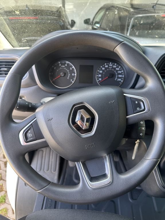 RENAULT Master dCi 135 L2H2 VA Basis AHK – Bild 10