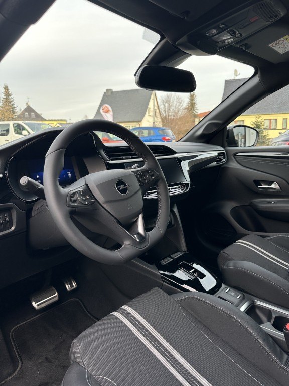 OPEL Corsa 1.2 Direct Injection Turbo Automatik GS – Bild 8