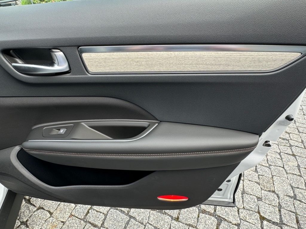 RENAULT Koleos INITIALE PARIS BLUE dCi 185 4WD X-tronic – Bild 10