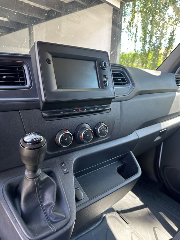 RENAULT Master dCi 135 L2H2 VA Basis AHK – Bild 8