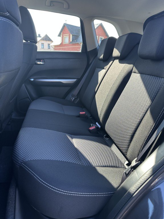 SUZUKI Vitara 1.4 Boosterjet Hybrid AT Comfort – Bild 7