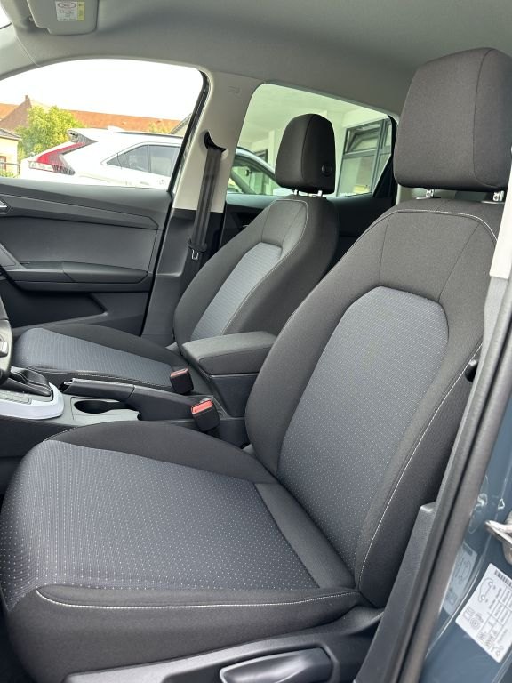 SEAT Arona 1.0 TSI OPF DSG Road Edition – Bild 12