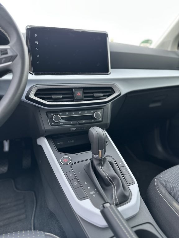 SEAT Arona 1.0 TSI OPF DSG Road Edition – Bild 10