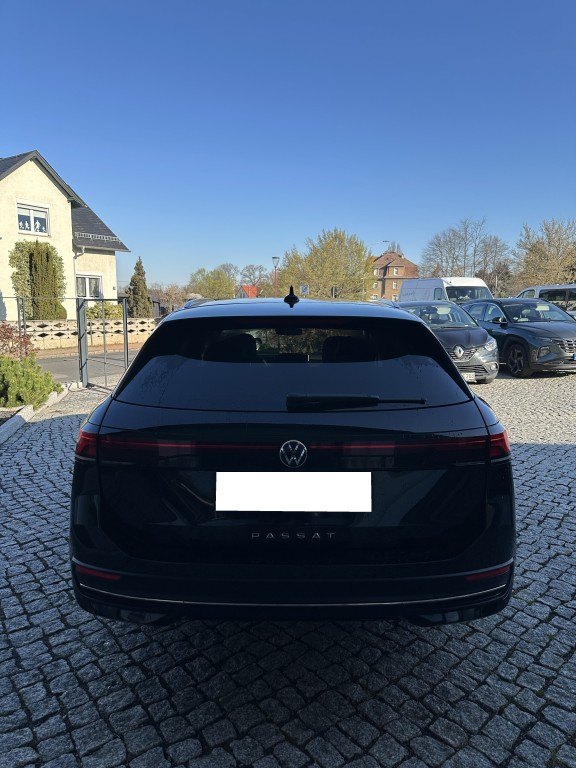VW Passat Variant 2.0 TDI SCR DSG Business – Bild 5