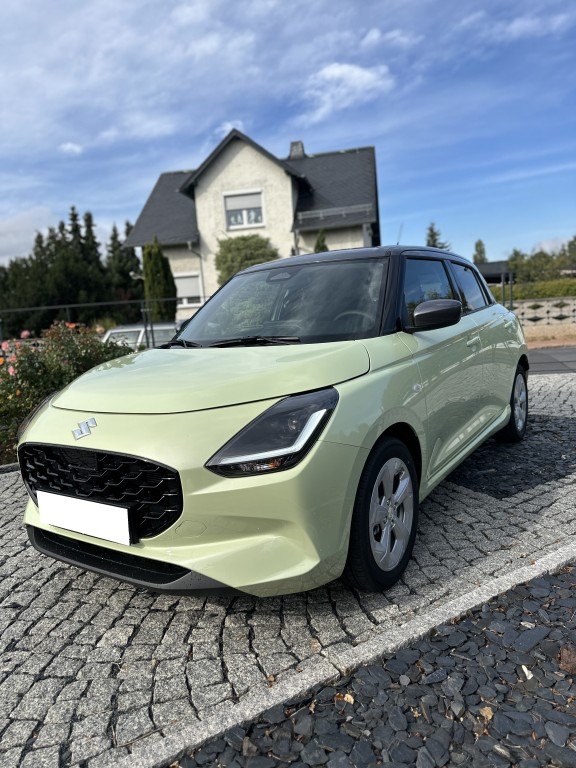 SUZUKI Swift 1.2 Hybrid CVT Comfort – Bild 2