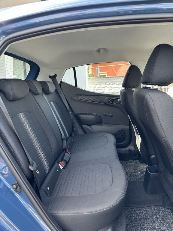HYUNDAI i10 1.0 Trend – Bild 10