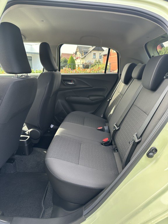 SUZUKI Swift 1.2 Hybrid CVT Comfort – Bild 9